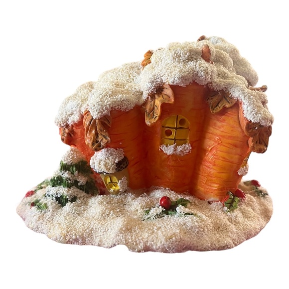 Christmas Charming Tails Carrot PostOffice Lighted Squashville Figu Silvestri - Picture 2 of 5